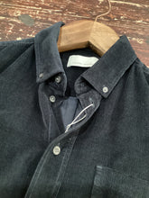 Load image into Gallery viewer, Casual Friday - Cord Shirt - Navy 725
